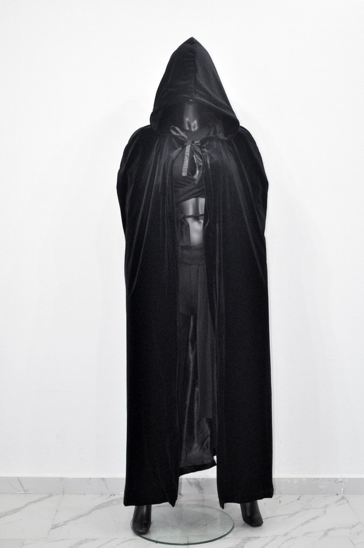 Halloween ! Punk Rave The Vampire's Wife The Crypt Crusader Velvet Cape