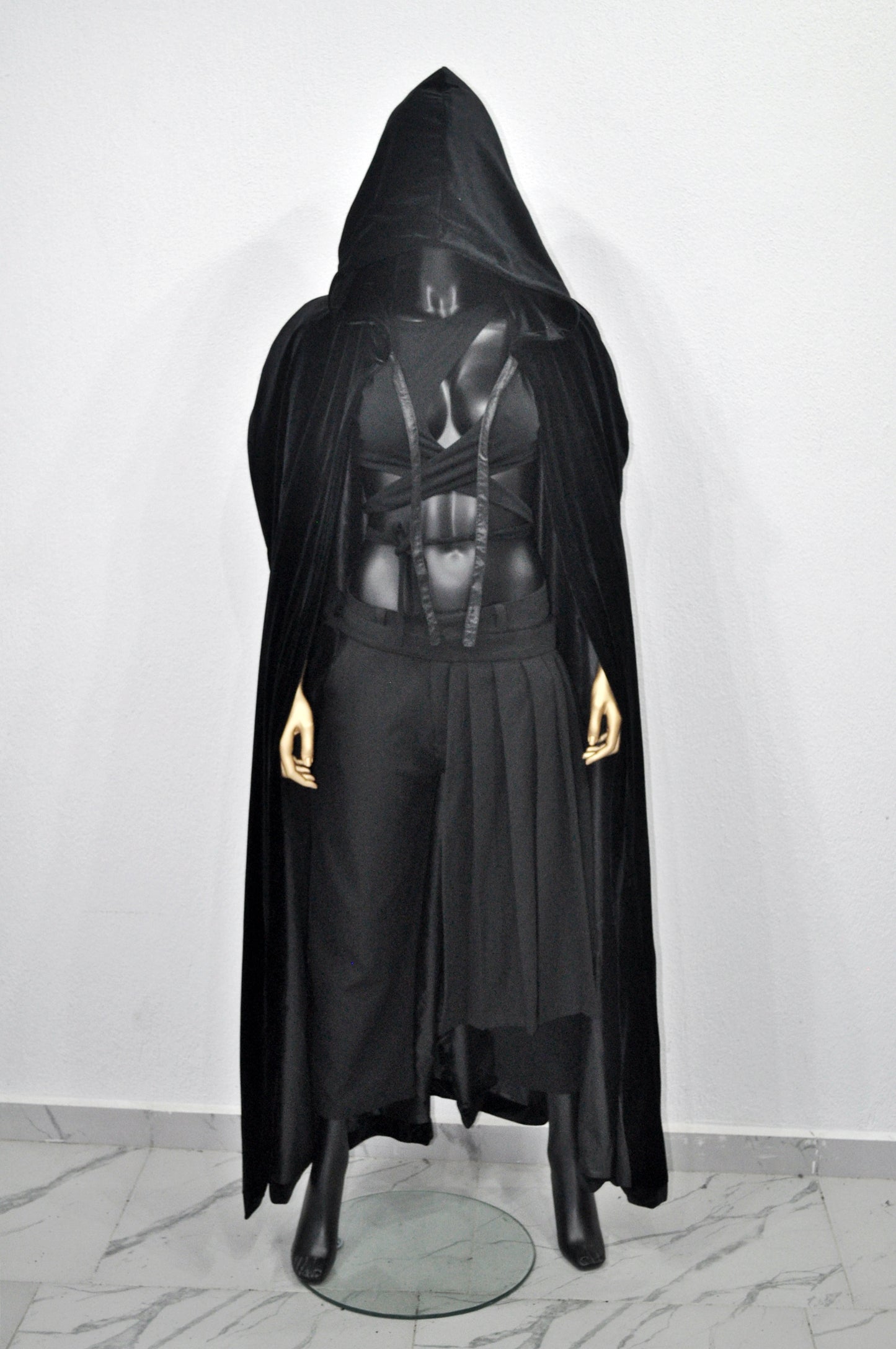 Halloween ! Punk Rave The Vampire's Wife The Crypt Crusader Velvet Cape