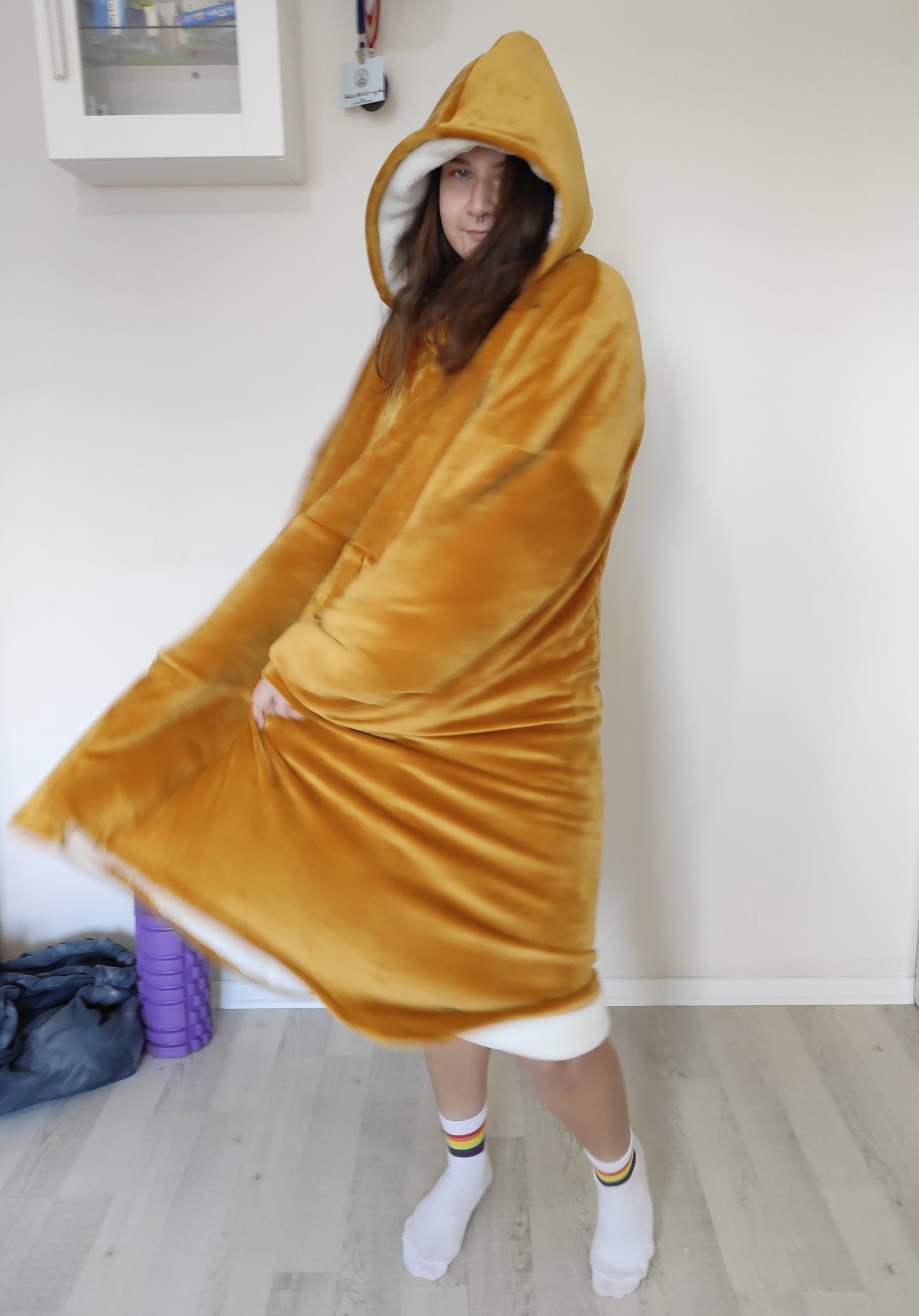 Winter Warm Hoodie Blanket Pocket Big Soft Robe Bathrobe Pullover