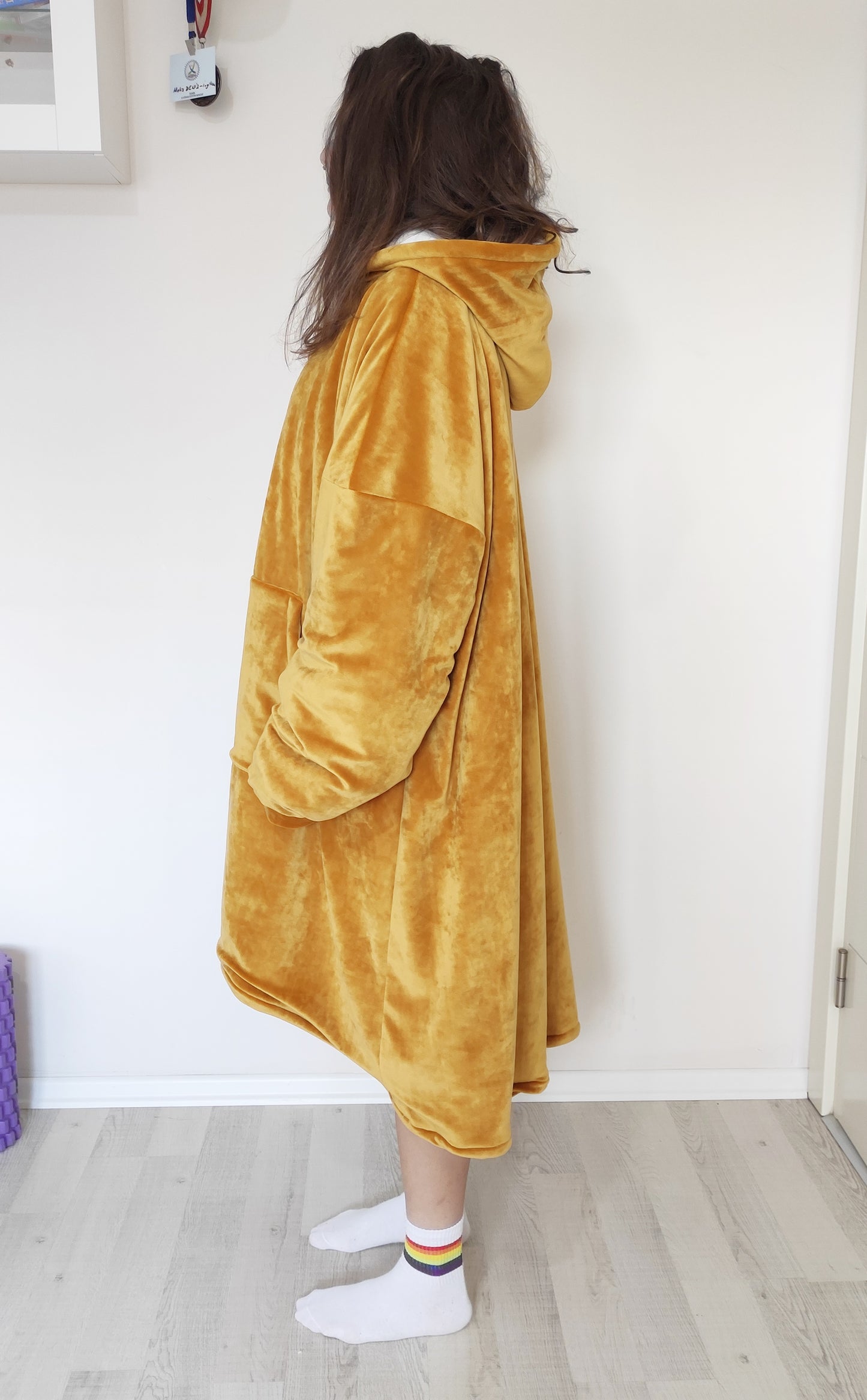 Winter Warm Hoodie Blanket Pocket Big Soft Robe Bathrobe Pullover