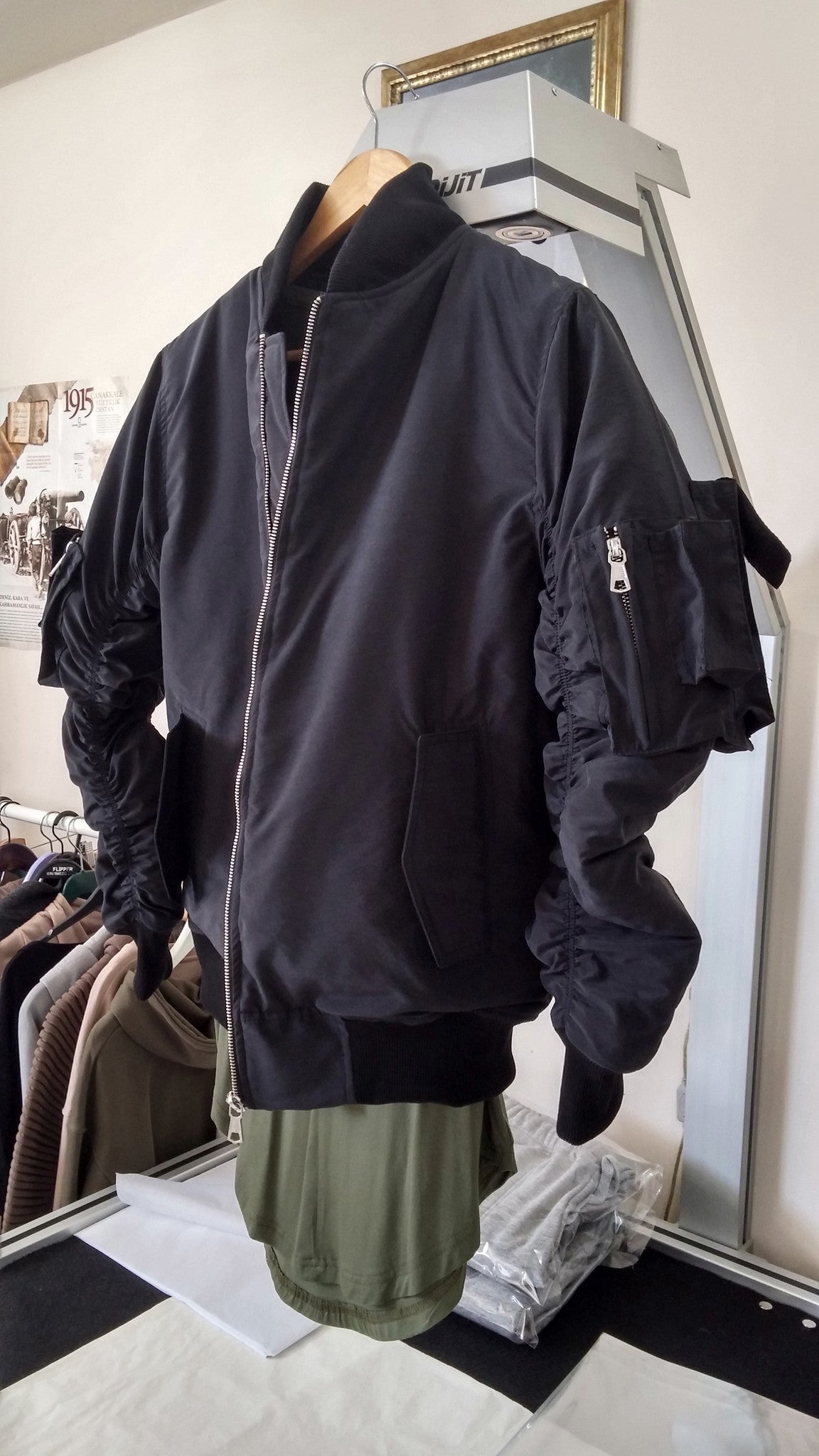MA1 2 Back Pocket Fog Zipper Sleeves Quilted Bomber Jacket / Flight Jacket /Stich Lines on the Side Ways - Ofelya Boutique