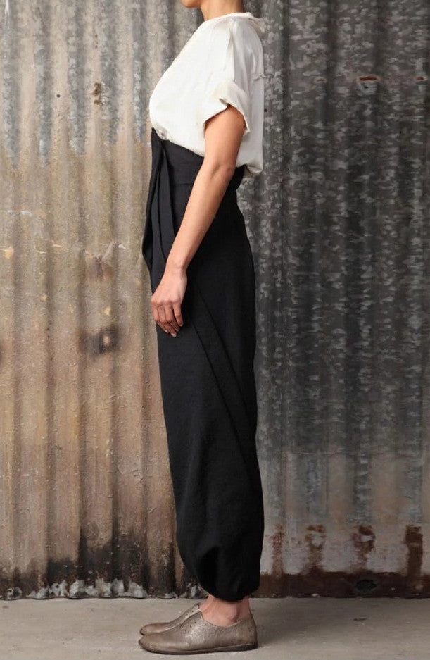 Three-Dimensional Cut High Waist Trousers Wide Leg Carrot Pants - Ofelya Boutique