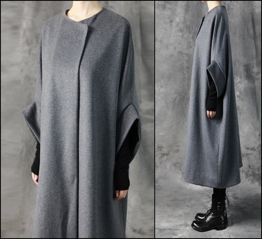Avangarde Women Coat / Oversized Overlong Wool Long Sleeve Minimalist Style - Ofelya Boutique