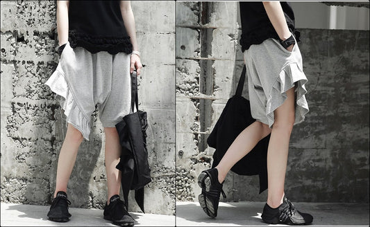 Lotus Leaf Pinch Flower Crotch Loose Harlem Flared Short