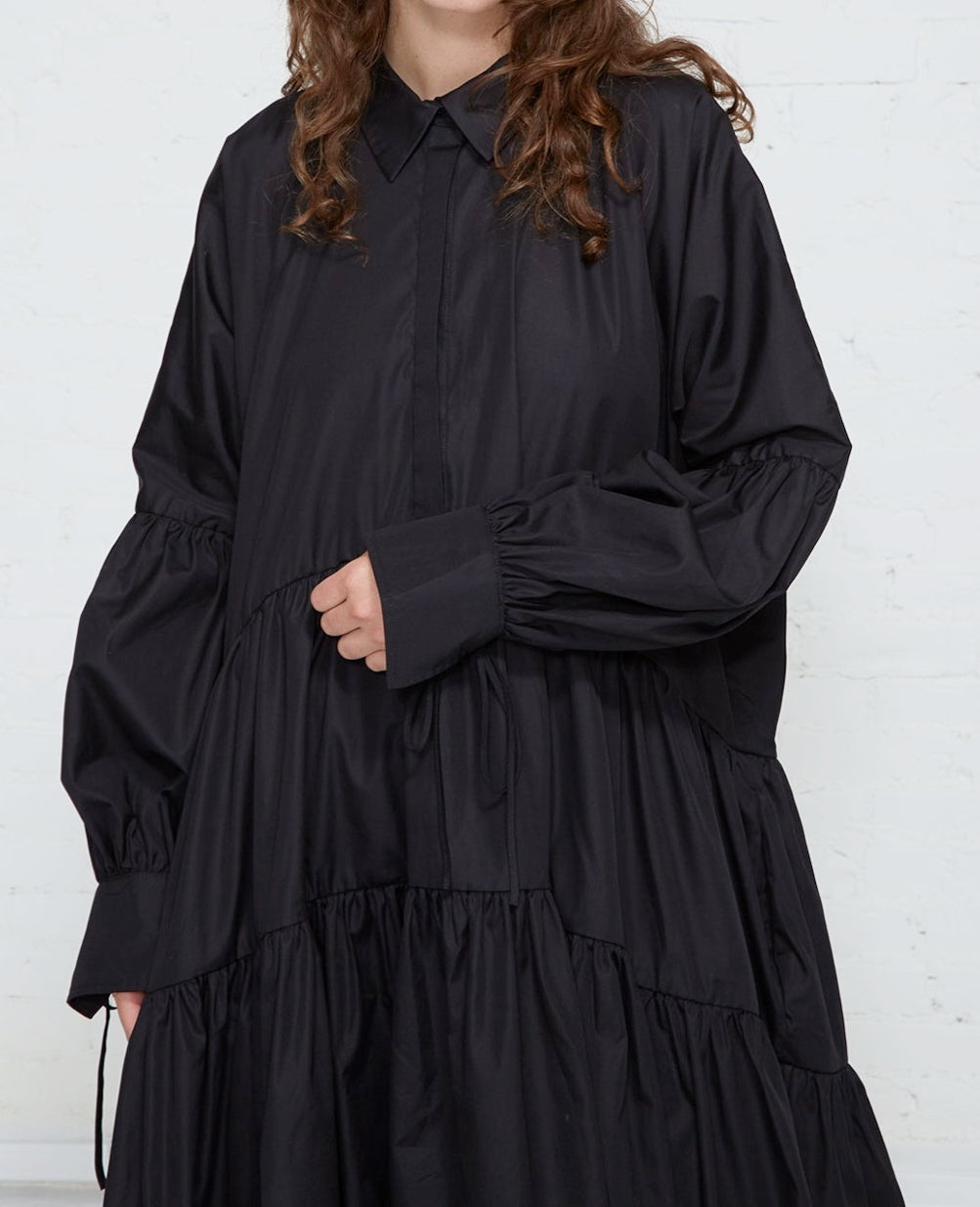 Overlong Expansive Tiered Poplin Shirtdress / Dolman Sleeves / Gathered Cuffs