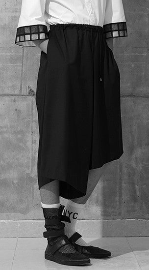 Asymmetric Cut Cotton Deconstructed Silhouette Shorts -BB832 - Ofelya Boutique