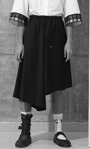 Asymmetric Cut Cotton Deconstructed Silhouette Shorts -BB832 - Ofelya Boutique
