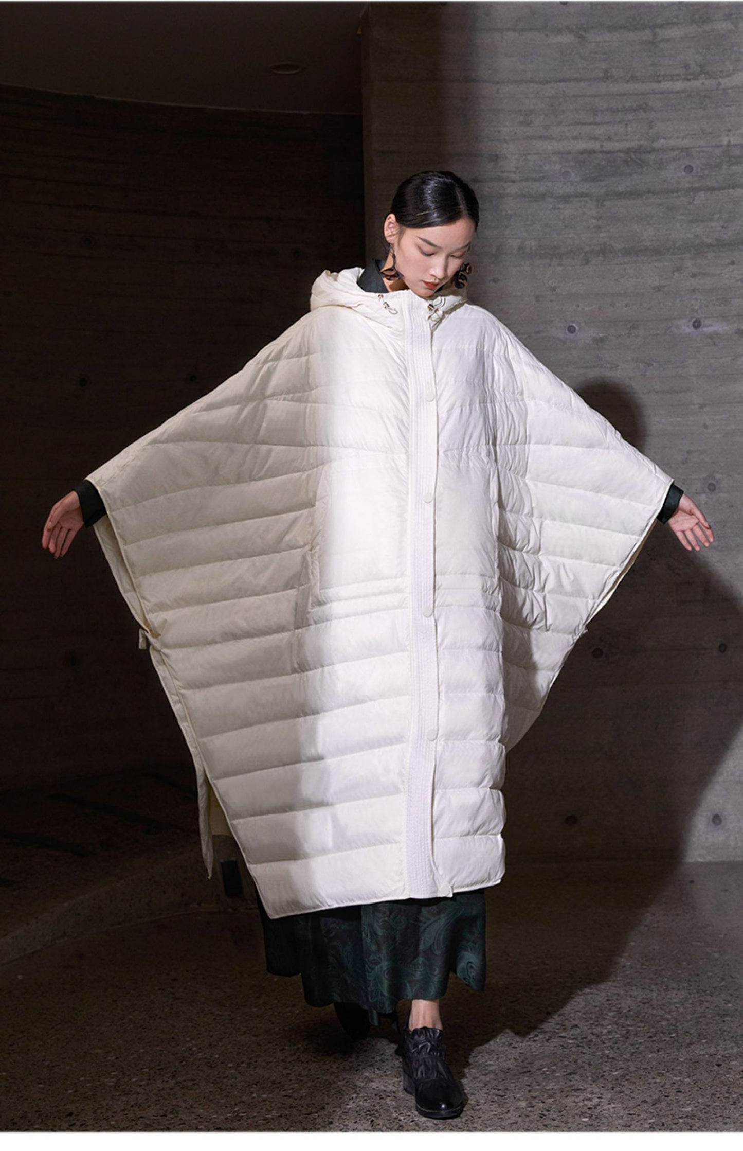 Women's Loose Hooded Chinese Kimono Down Jacket