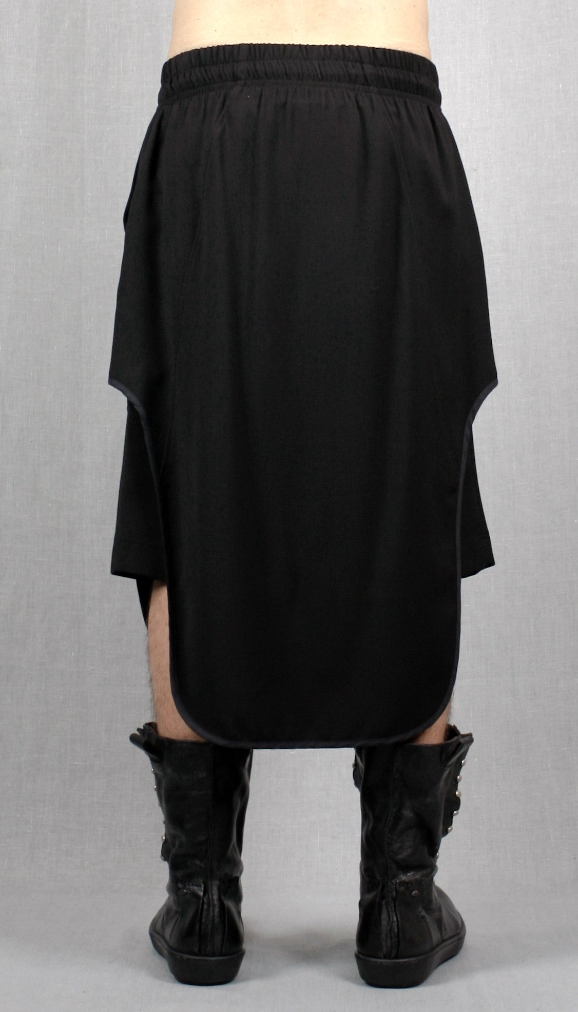 Black Cotton Jersey Short Pants with Leather Trimmed Sides - Ofelya Boutique
