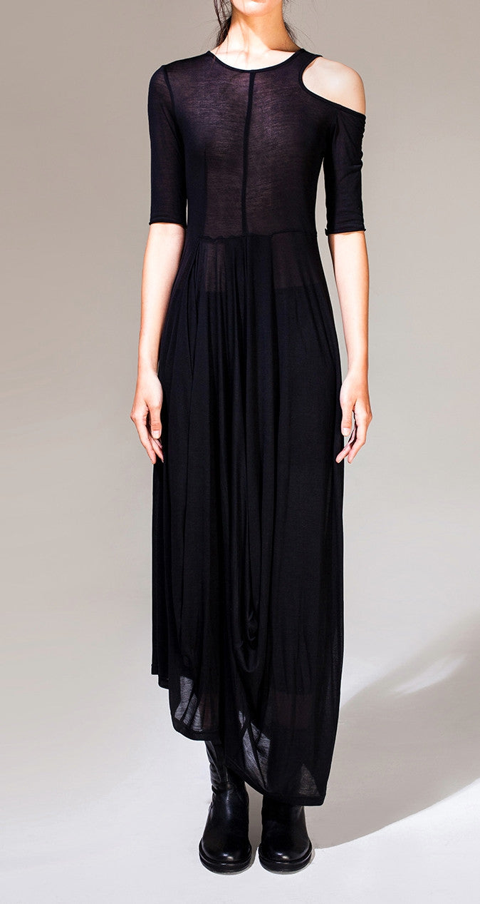 Women Asymmetric Open Shoulder Black Pleats Oversized Draped Skirt Short-Sleeved Maxi Dress Futuristic - Ofelya Boutique