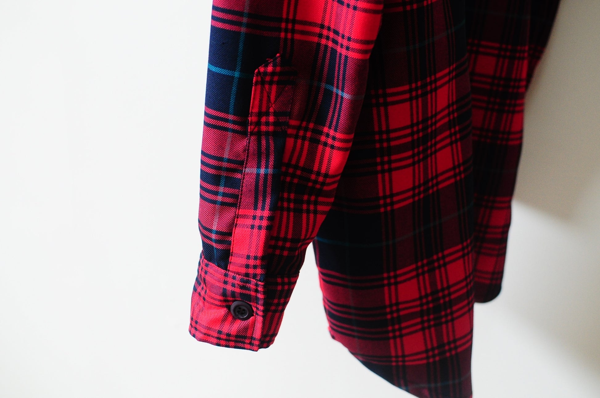 YKK Zip Slim Fit Flannel Plaid Shirt | Ofelya Boutique YKK Zip Slim Fit Flannel Plaid Shirt | Ofelya Boutique