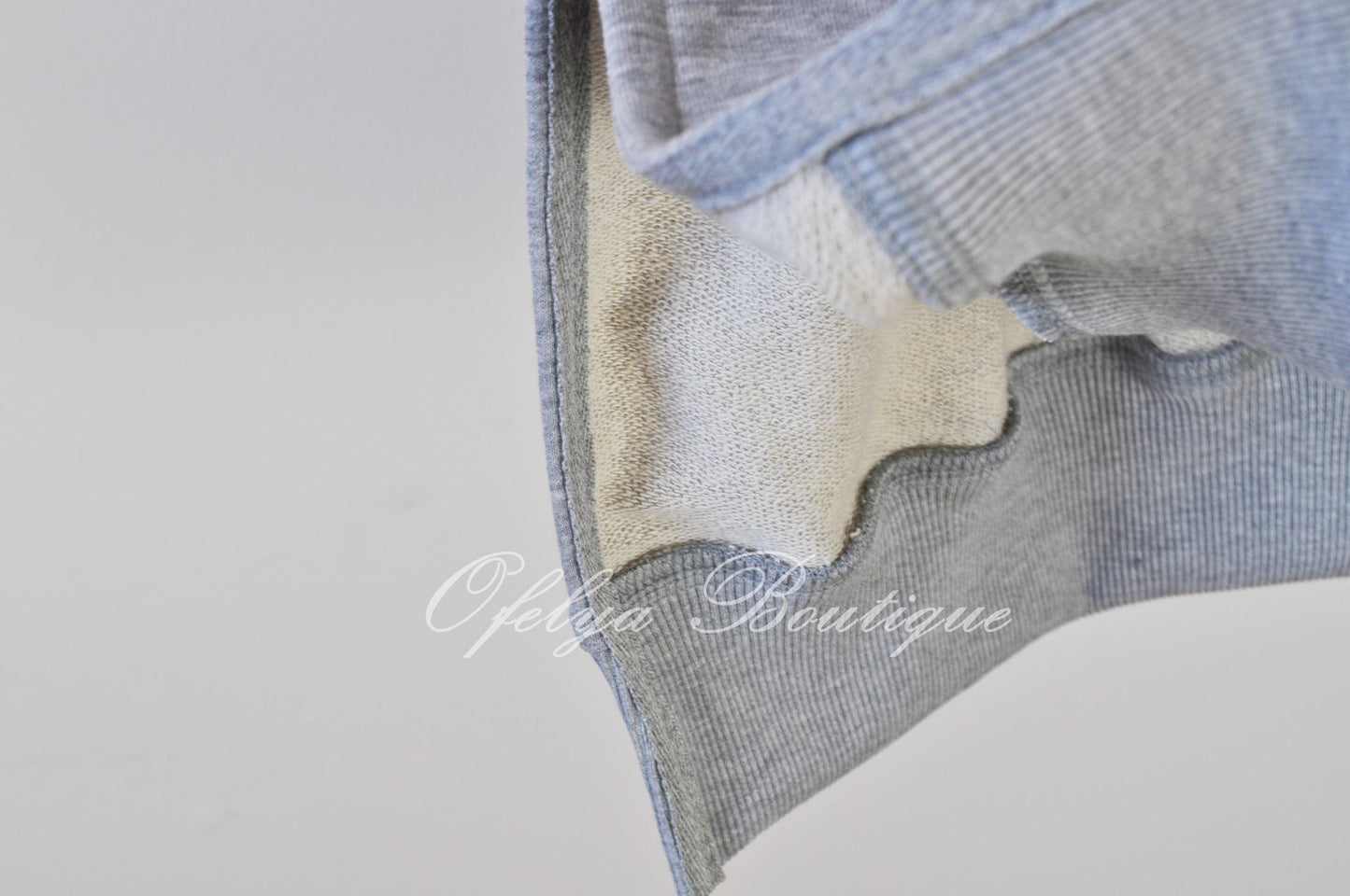KW Side Slit Short Sleeve Essential Hooded Sweatshirt / Unsewn Cuffs