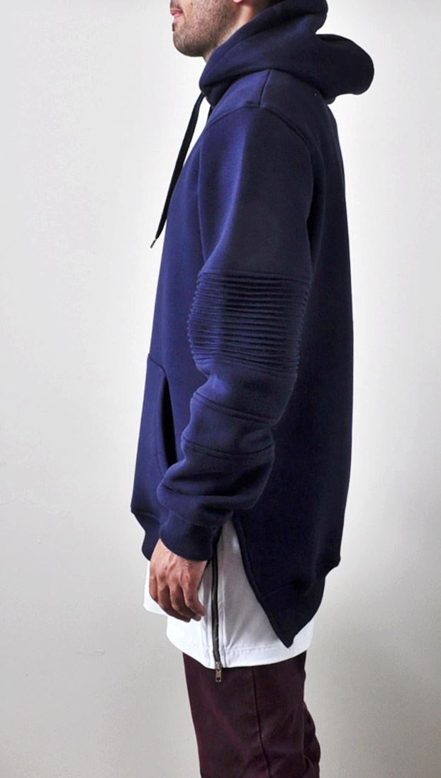 Men's Kangaroo Pocket Side Slit Hoodie - Pintuck Sleeves