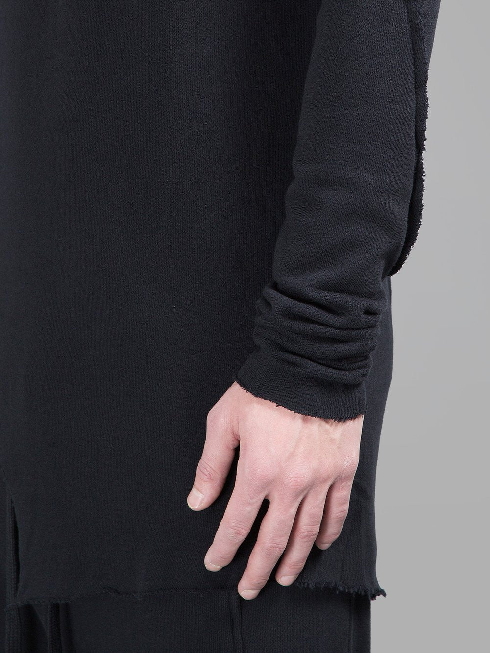 Men's Wide Round Neck Asymmetric Raw Cut Seam Sweatshirt