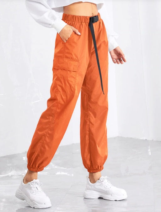 Women Push Buckle Front Pocket Side Tapered Carrot Pants Hiphop Street –  Ofelya Boutique